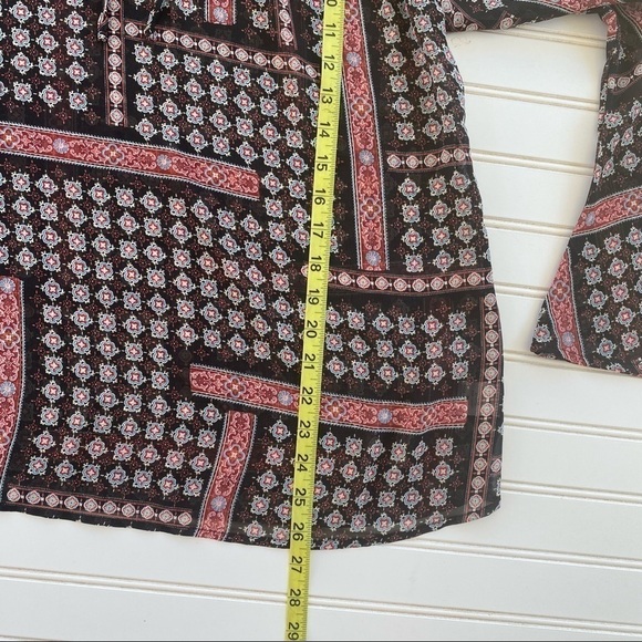 Bohemian bell sleeves blouse Size Medium - Picture 10 of 10